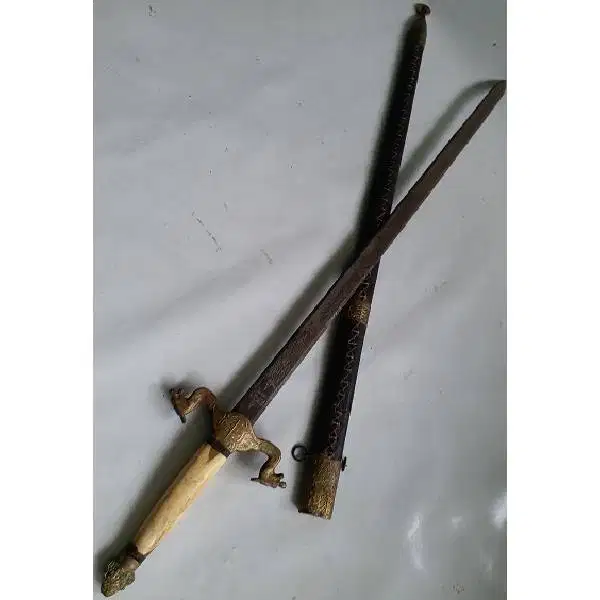 Vintage Antik pedang samurai emperor era dinasty