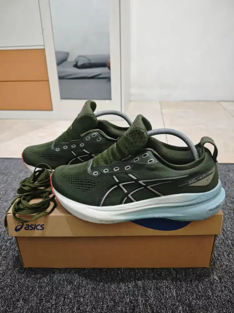 ASICS GEL KAYANO 31