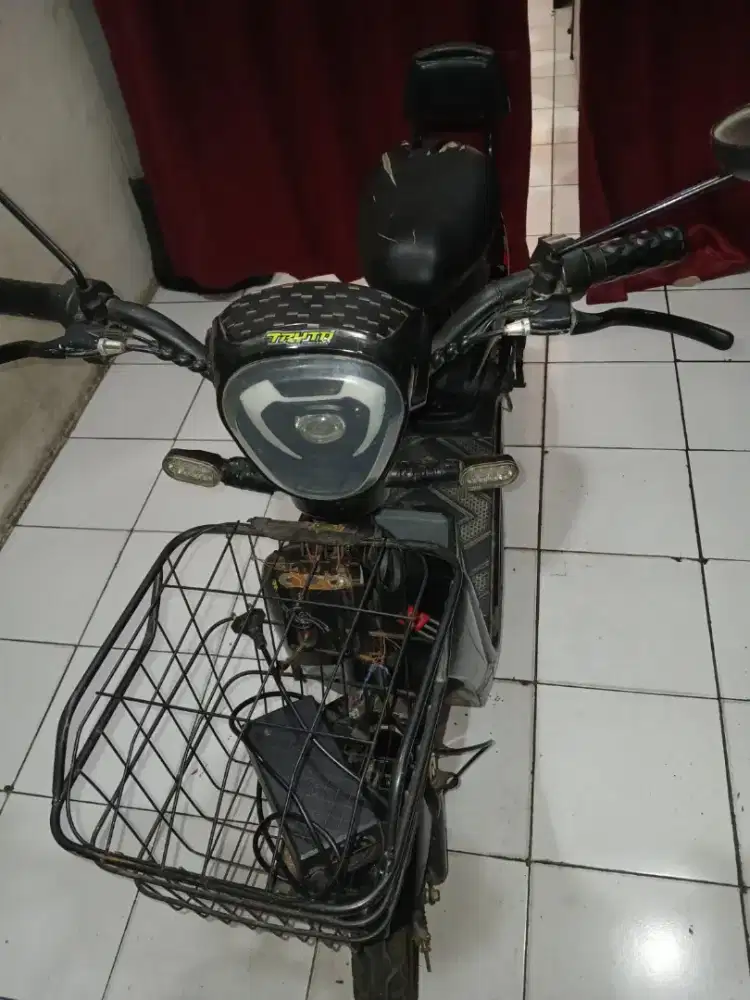 SEPEDA LISTRIK GICIN 8SK