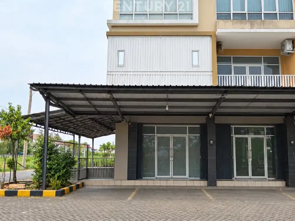 Ruko Hoek 4 Lantai Di Pemukiman Padat Penduduk.