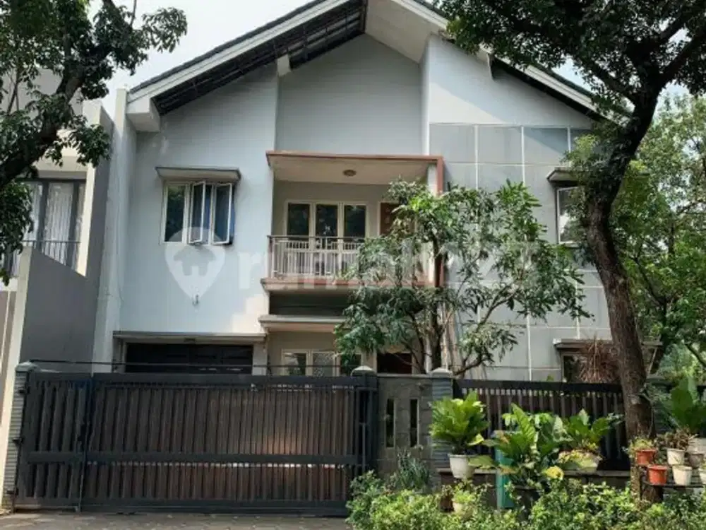 Rumah SHM Unfurnish 2 Lantai Dijual Cepat Turun Harga di BSD