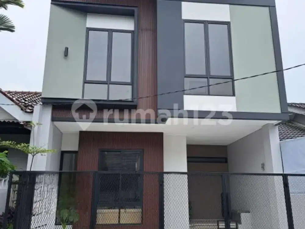 Rumah Brand New Turun Harga Hadap Selatan SHM di Nusaloka BSD