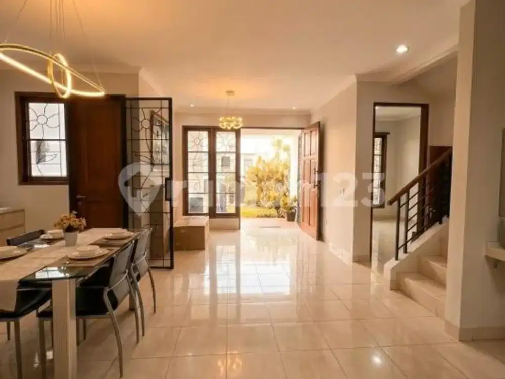 Rumah Sudah Renov SHM Semi Furnish Hadap Utara di The Green BSD