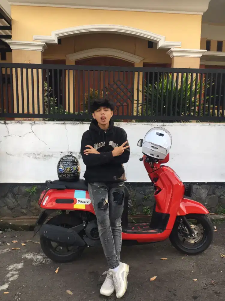 cari pekerjaan apa saja biar banyak pengalaman lebih bagus