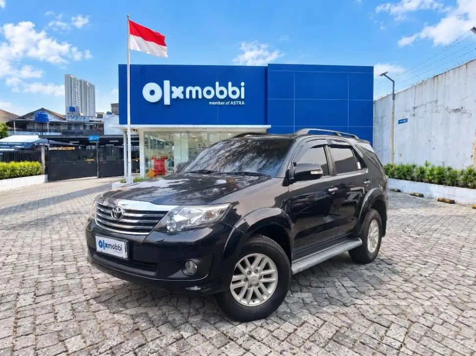 DP RENDAH Toyota Fortuner 2.7 G Luxury Bensin-AT 2013 EEN