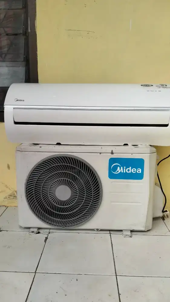 AC Midea 1pk r32 orginal