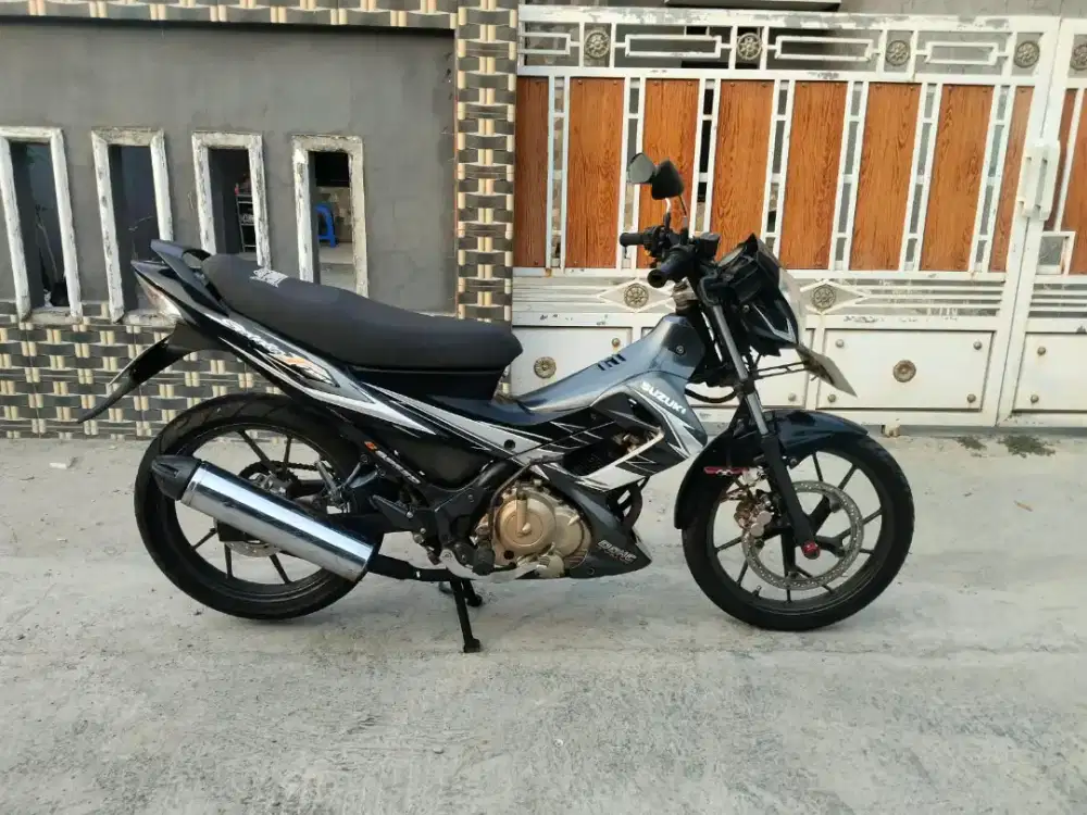 Suzuki Satria F 150cc thn 2009 mesin halus siap pakai di Tangerang