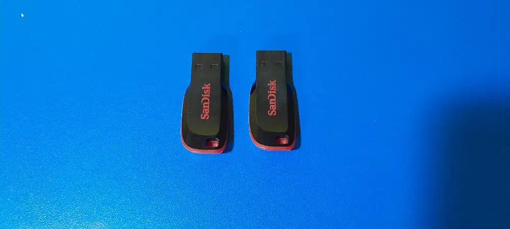 SANDISK Cruzer Blade 32GB flash disk