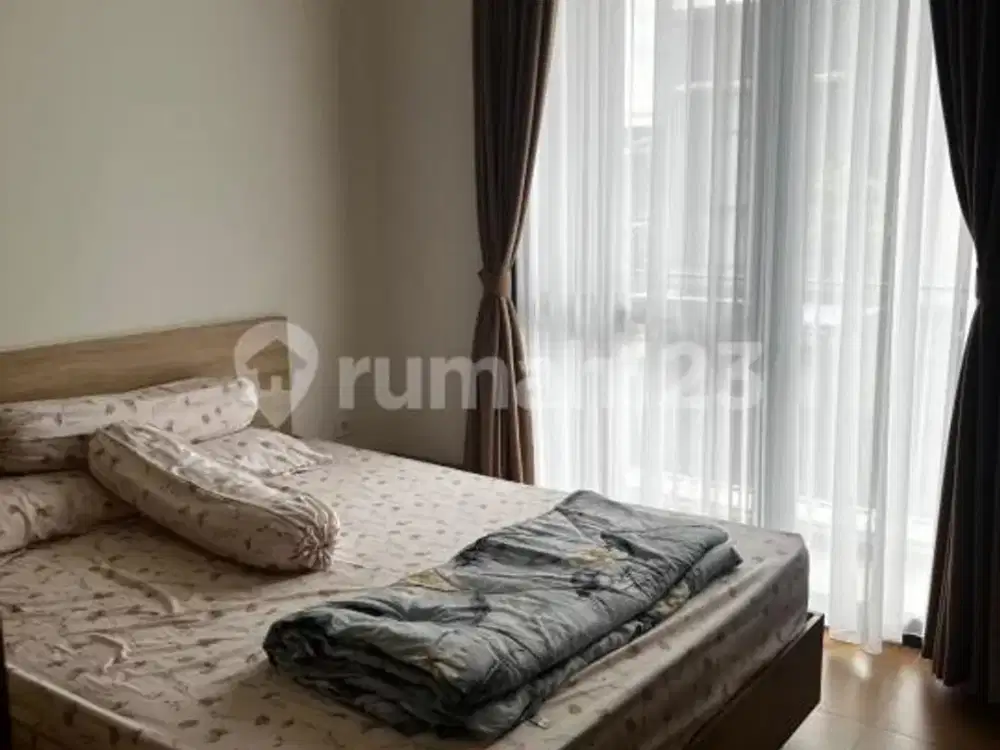 Rumah SHM Hadap Selatan Unfurnish 2 Lantai di Tanakayu Svadhi BSD