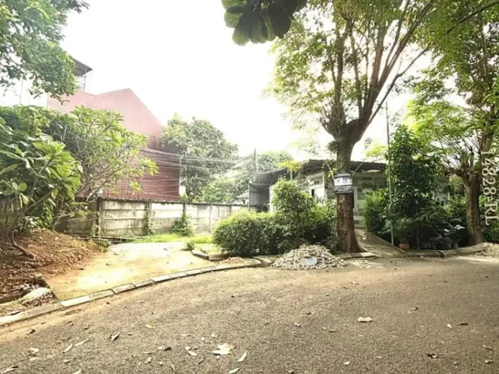 Dijual Tanah Bonus Rumah Kost  Di Graha Raya Bintaro Dekat Pasar Segar Graha