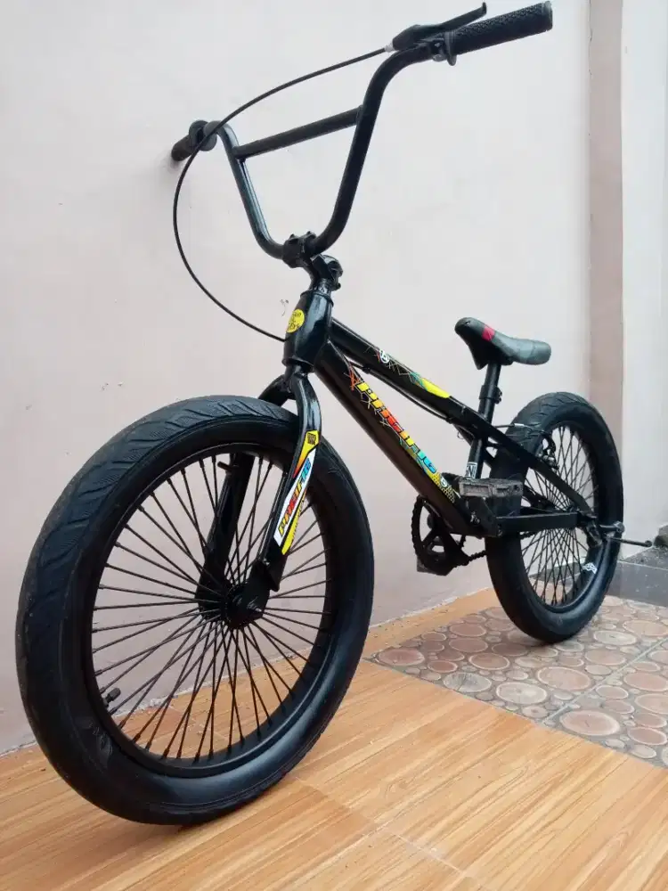 Dijual Sepeda BMX Ukuran 20 Ban JUMBO.