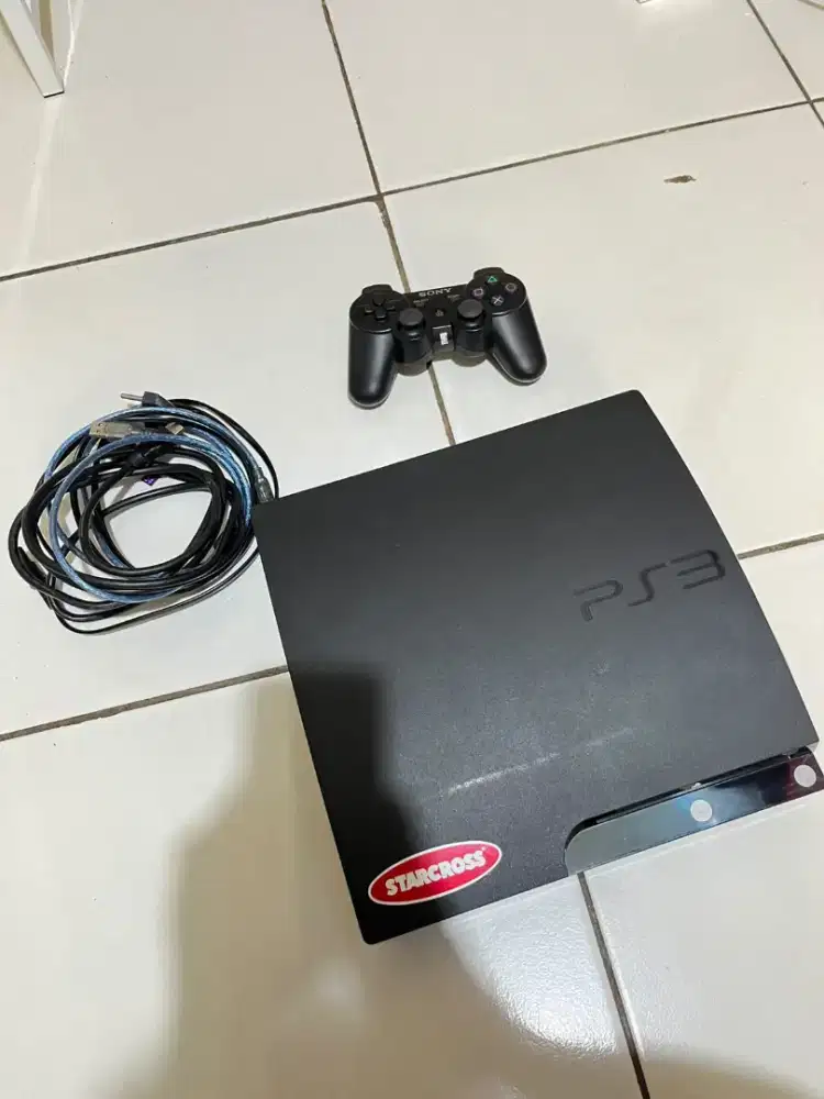 PS 3 SLIM  (GAME CONSOL)