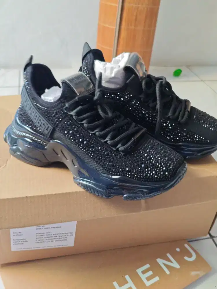 Baru Steve Madden size 35 blm pernh pakai