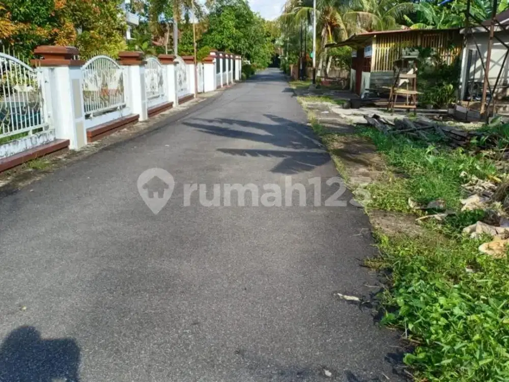 Dijual Tanah Berlokasi Strategis Dekat Kawasan Kota dan bisa Akses 3 Jalan Mudah di Jl. Alianyang