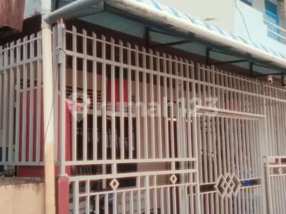 Rumah 2 Lantai Siap Huni & Terawat Kota Pontianak Di Adi Sucipto