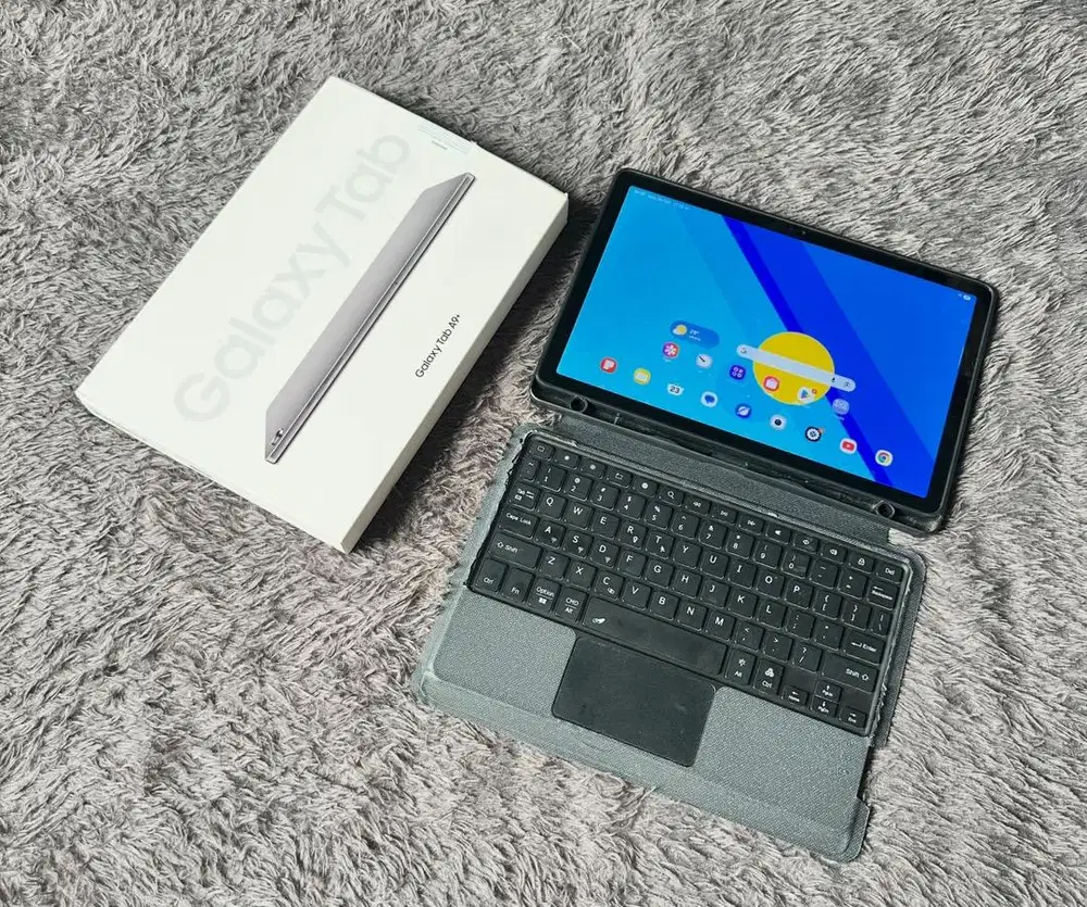Tablet Samsung Galaxy Tab A9+ 11 inch 4/64GB Wifi Mulus Fullset