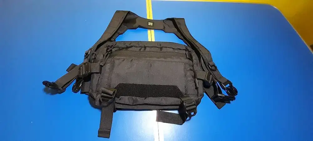 Numerus Gunther Chest Bag Tas Dada