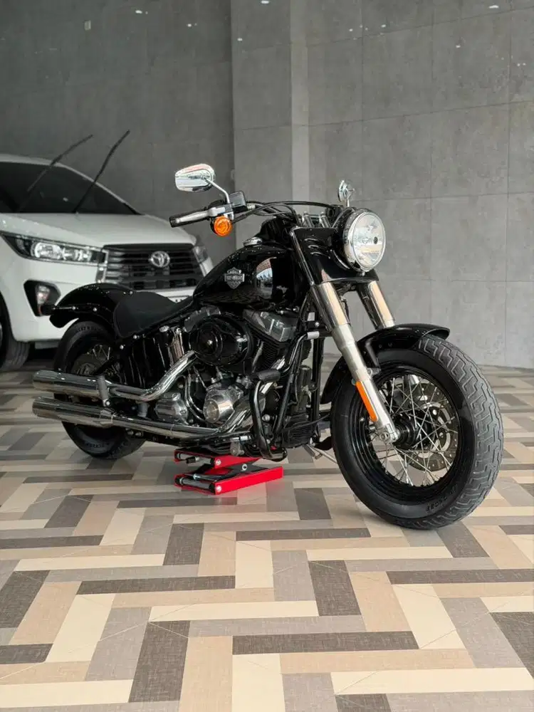 Harley Davidson Softail Slim ABS 2013 FOB
