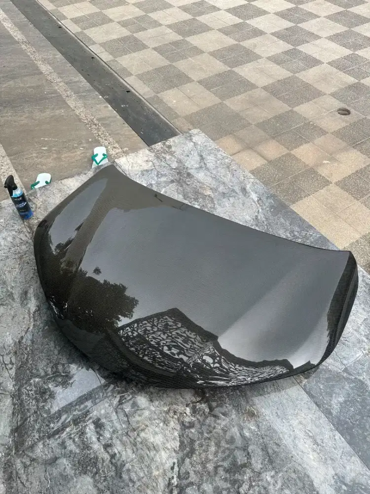 Kap mesin carbon yaris 2020