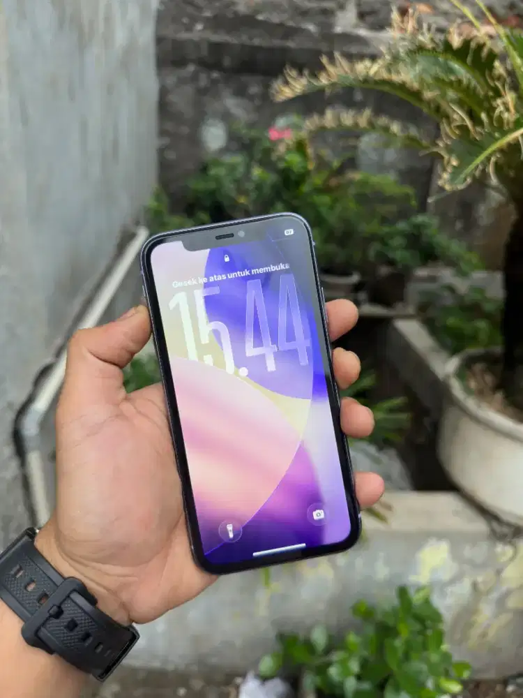 Iphone 11 64 lilac all oprator