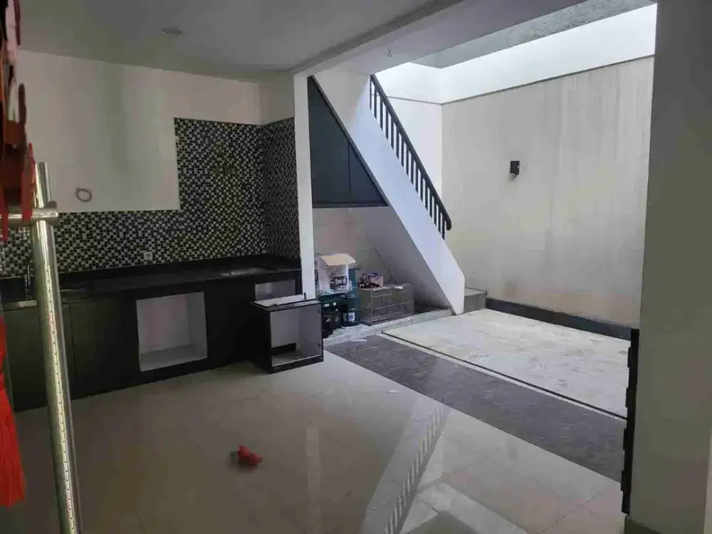 Termurah Vila Valensia Pakuwon siap pakai dkt citraland wiyung