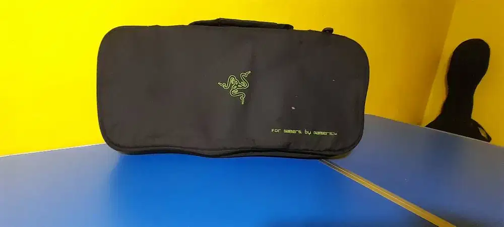 Razer Gaming Sling Bag Tas Selempang