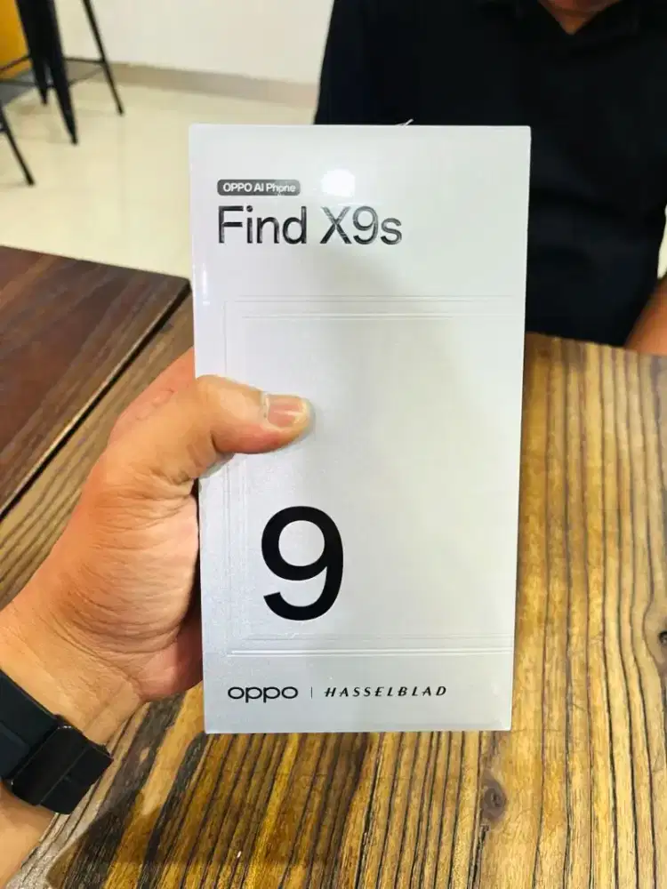 OPPO Find X9s 12+12/256GB PROMO CASHBACK 500K DARI HARGA 15.999.000