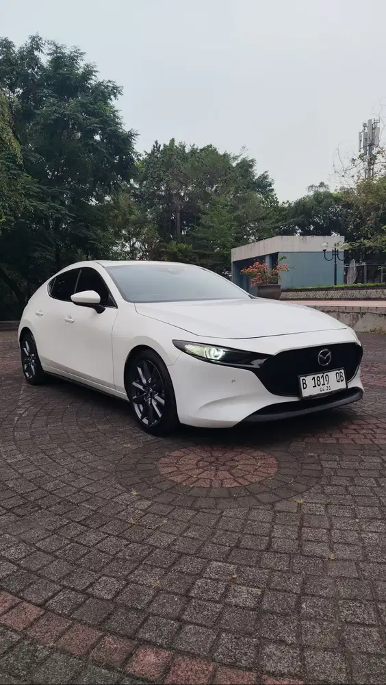 MAZDA 3 Hatchback