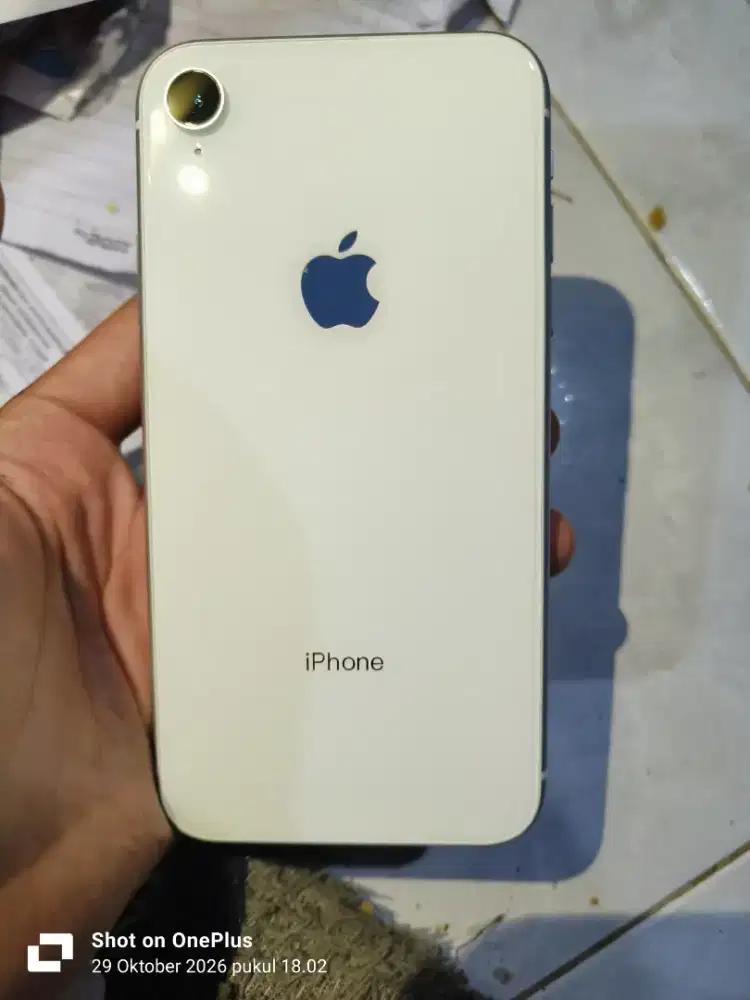 iphone xr 64gb simlock