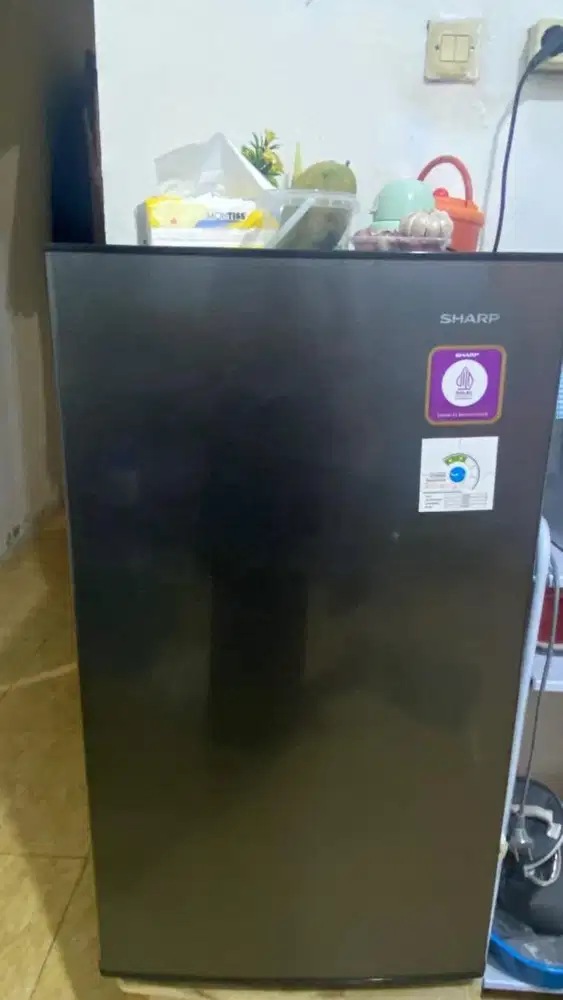Kulkas Sharp 1 pintu (bekas)