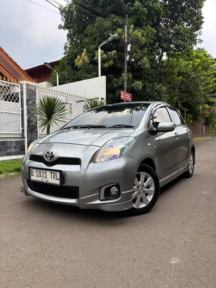 [CASH] Istimewa Yaris E AT 2013 Pribadi Murah tt toyota ori fullset s
