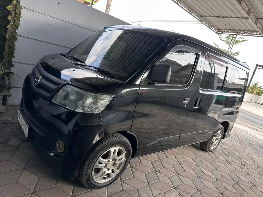 Luxio 2010 hitam mt manual lixio x gran max