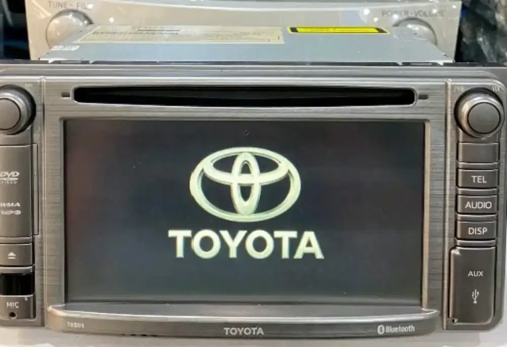 Dijual cepat headunit (tape) ORI Toyota Fortuner vnt