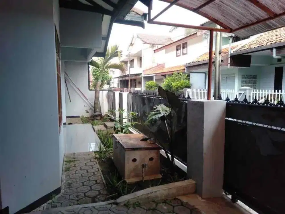 dijual rumah murah di Saturnus Margahayu Raya Bandung