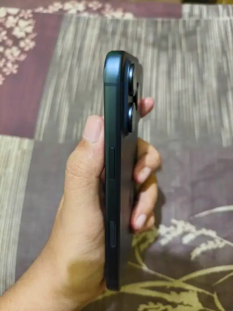 Iphone 17 pro 256gb blibli/ibox