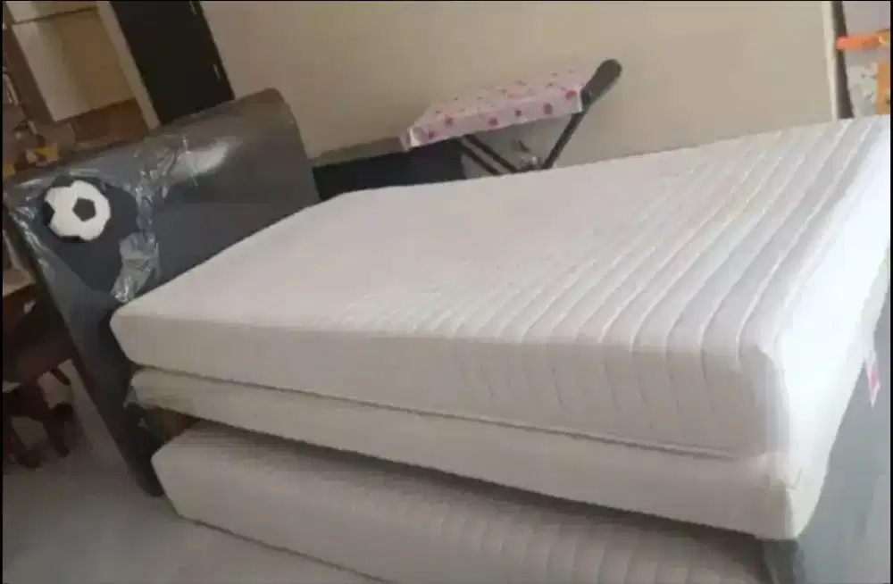 Jual murah kasur comforta 120x200 spt foto susun dua,harga 1,6jt nego