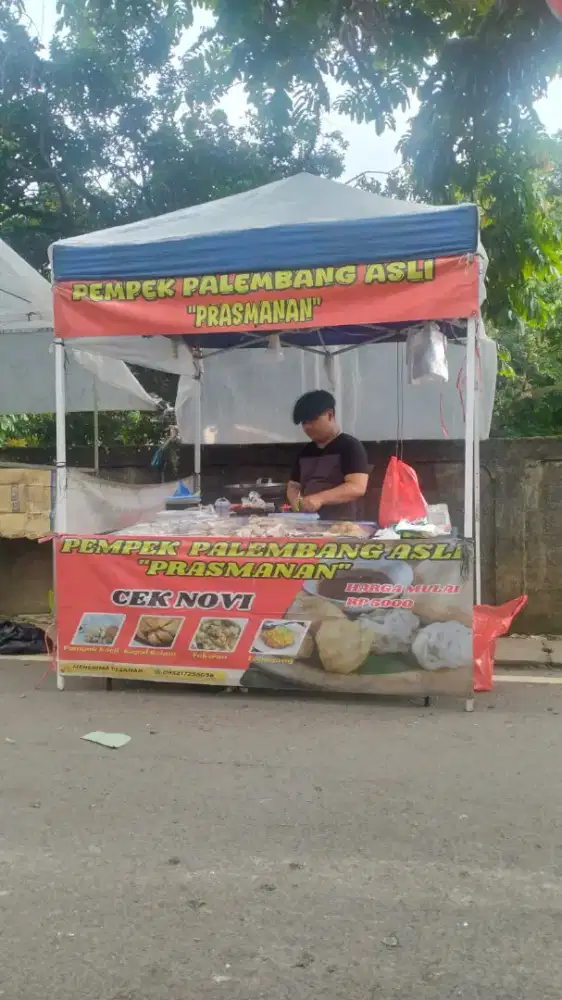 Pempek cek novi Palembang