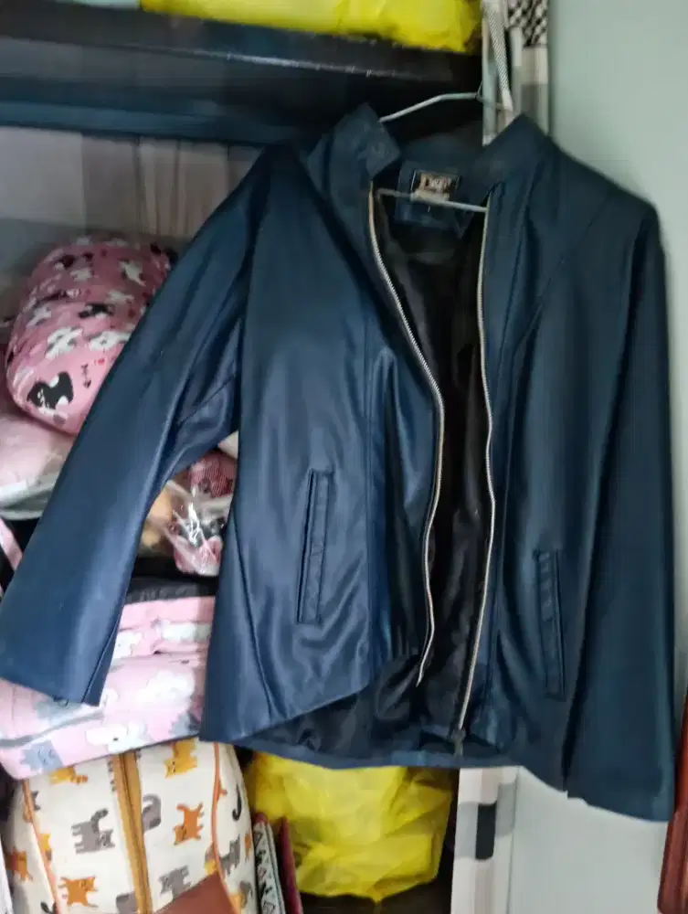 Jaket kulit asli