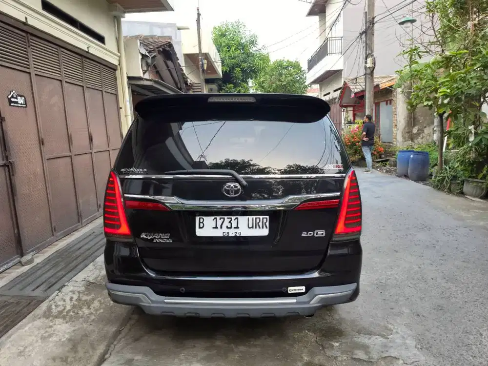 Toyota Kijang Innova Inova Barong G AT Matic Tahun 2014 Hitam , 2013