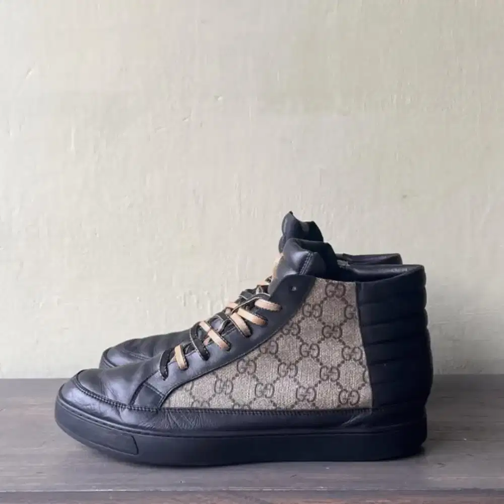 Gucci high sneakers