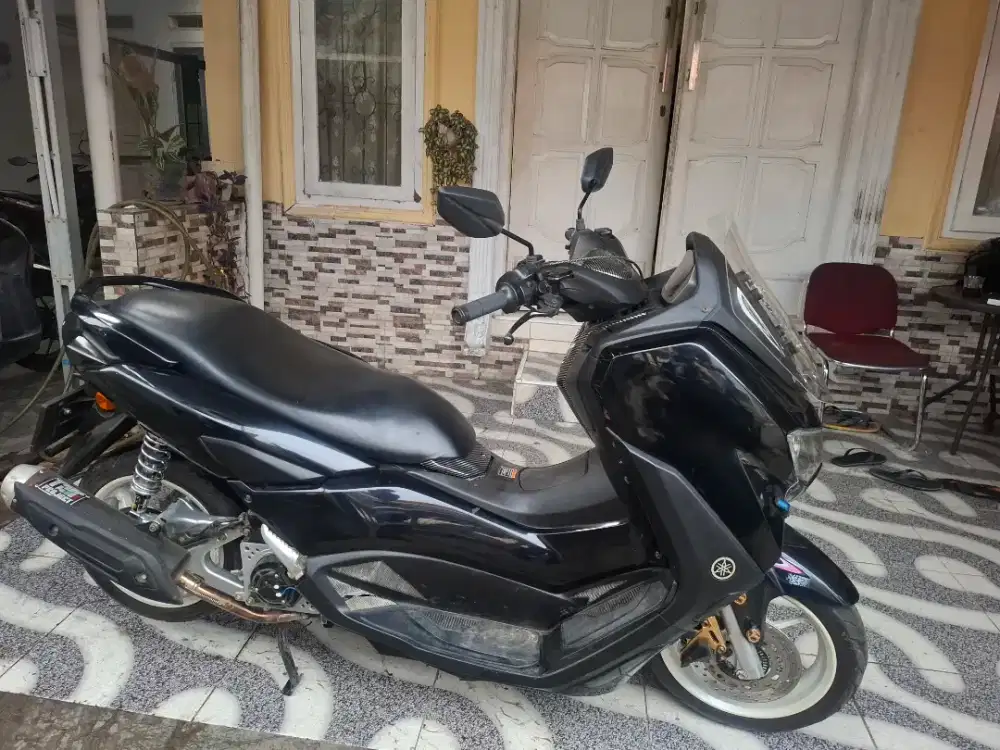 Yamaha Nmax new black