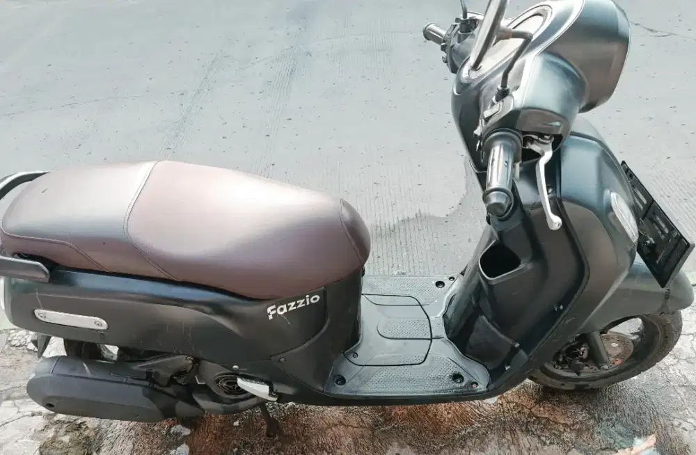 Jual fazzio Lux thn 2023 col black.