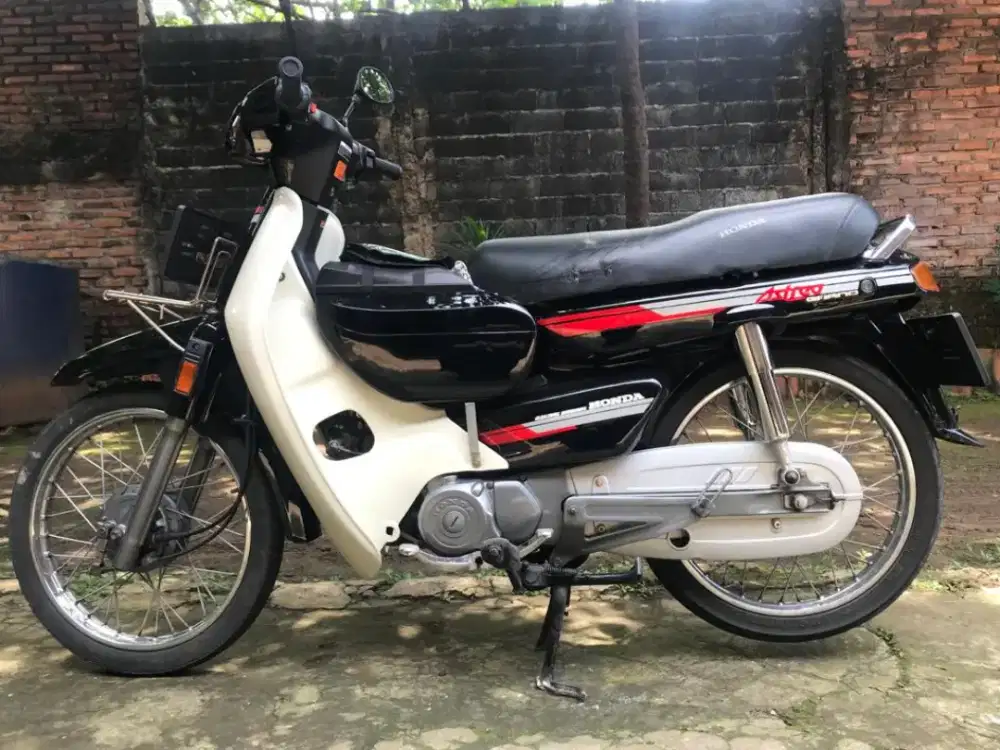 Astrea grand pakaian sendiri rawatan