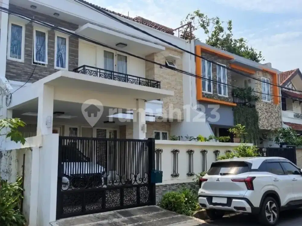 Rumah SHM 2 Lantai Hadap Selatan di Sektor 1E Gading Serpong