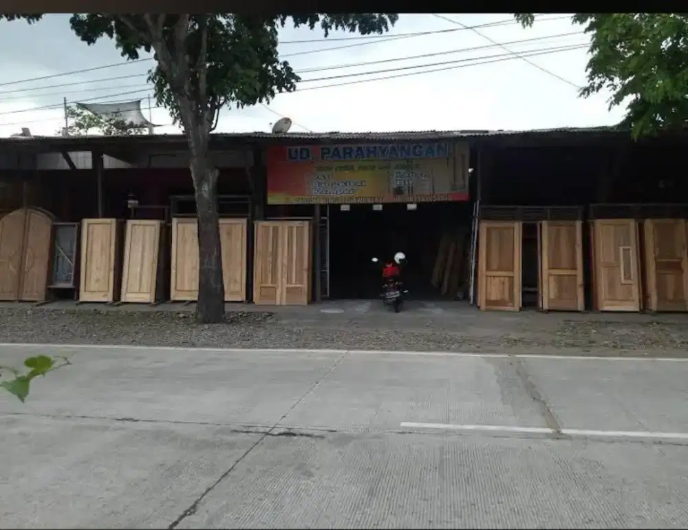 Tanah dan Bangunan