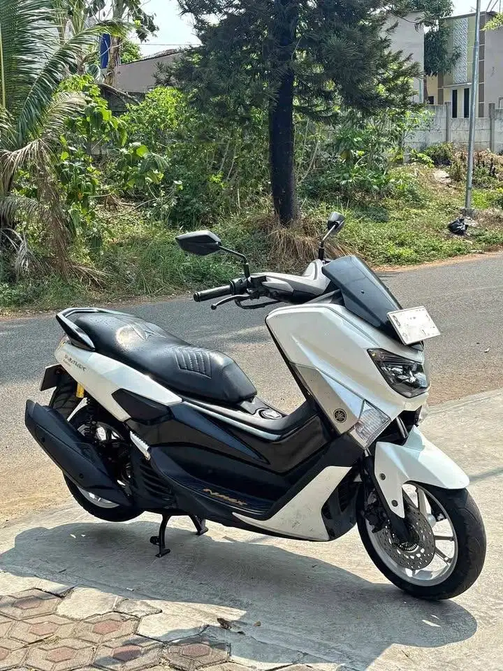 Yamaha NMAX 2016 Pajak Hidup 2030 (Baru Perpanjang)