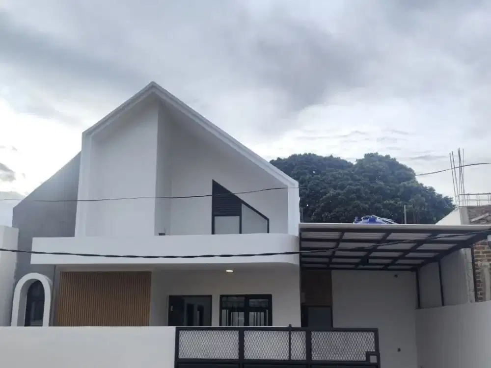 Rumah Sbl Ujung Berung, Harga Murah Mewah 2/1 LANTAI Baru New, Kota Bandung Timur Dijual