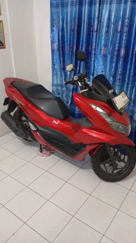 Jual Cepat Honda PCX 160 CBS 2024 / Merah Glossy
