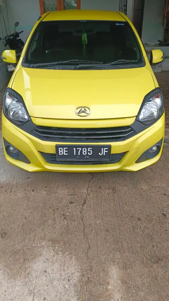 Ayla x manual 2021 kuning merona