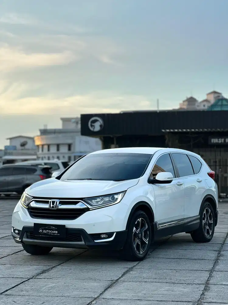 Kondisi top ! Honda Crv turbo 1.5 2018 matic bensin hrv prestige creta